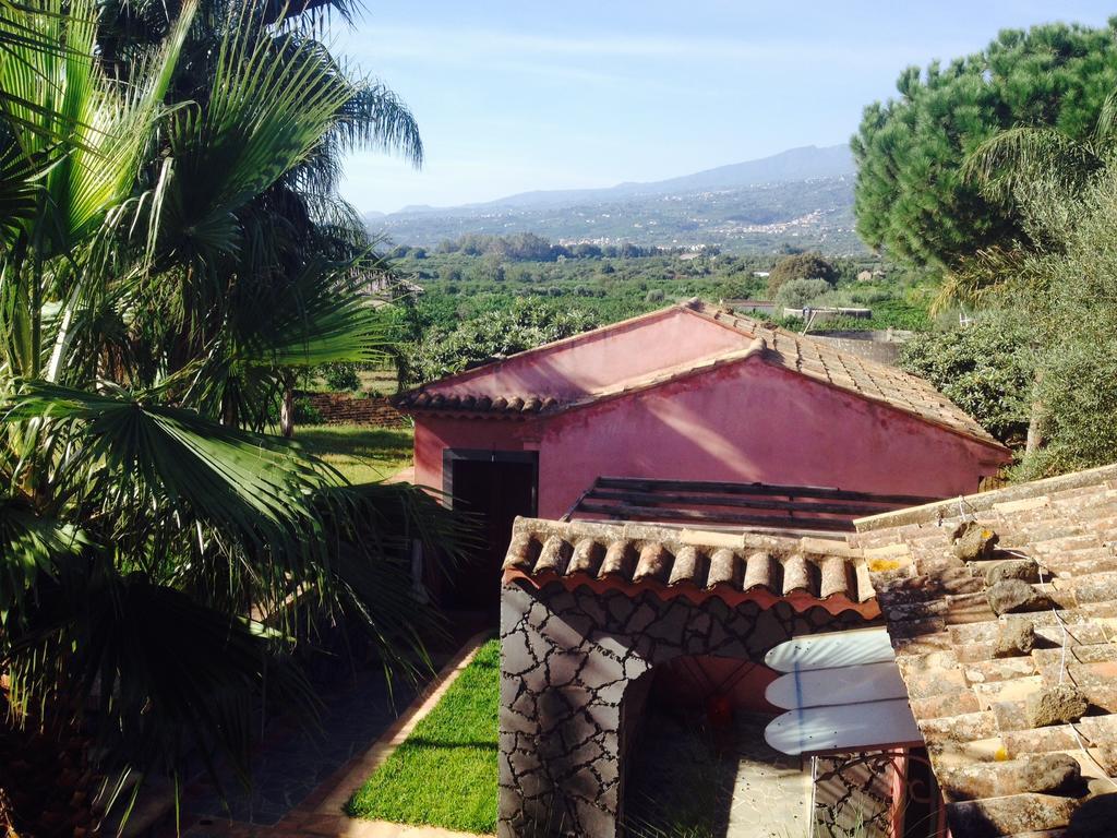 Villa Del Nespolo Fiumefreddo di Sicilia Eksteriør billede