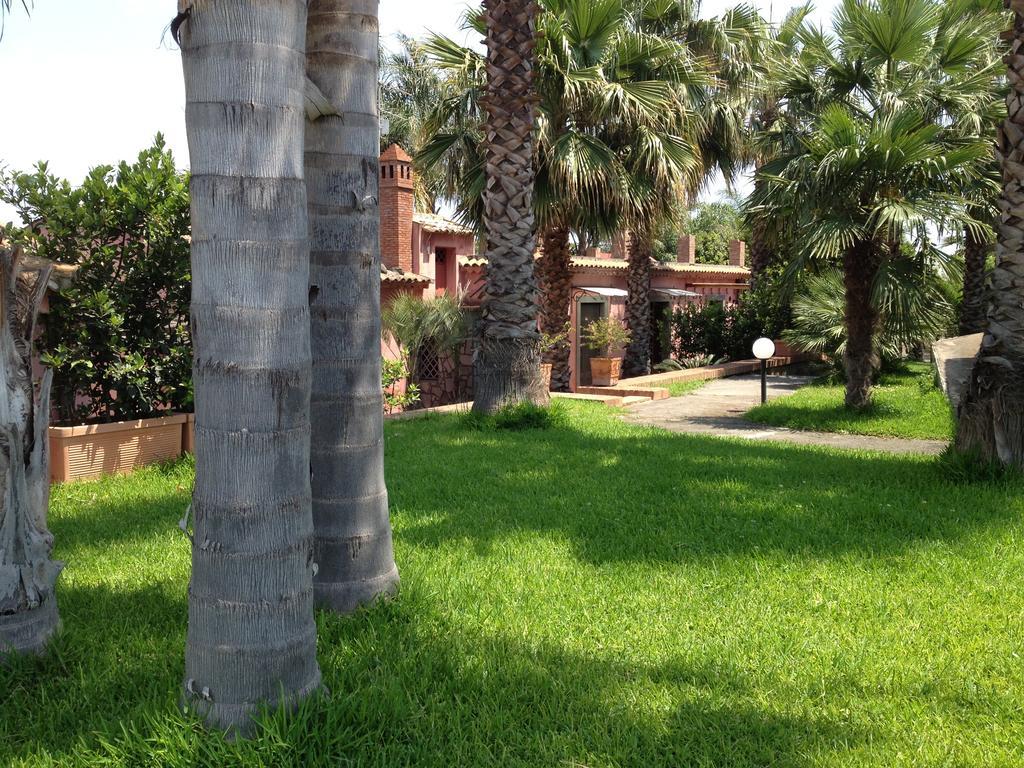 Villa Del Nespolo Fiumefreddo di Sicilia Eksteriør billede